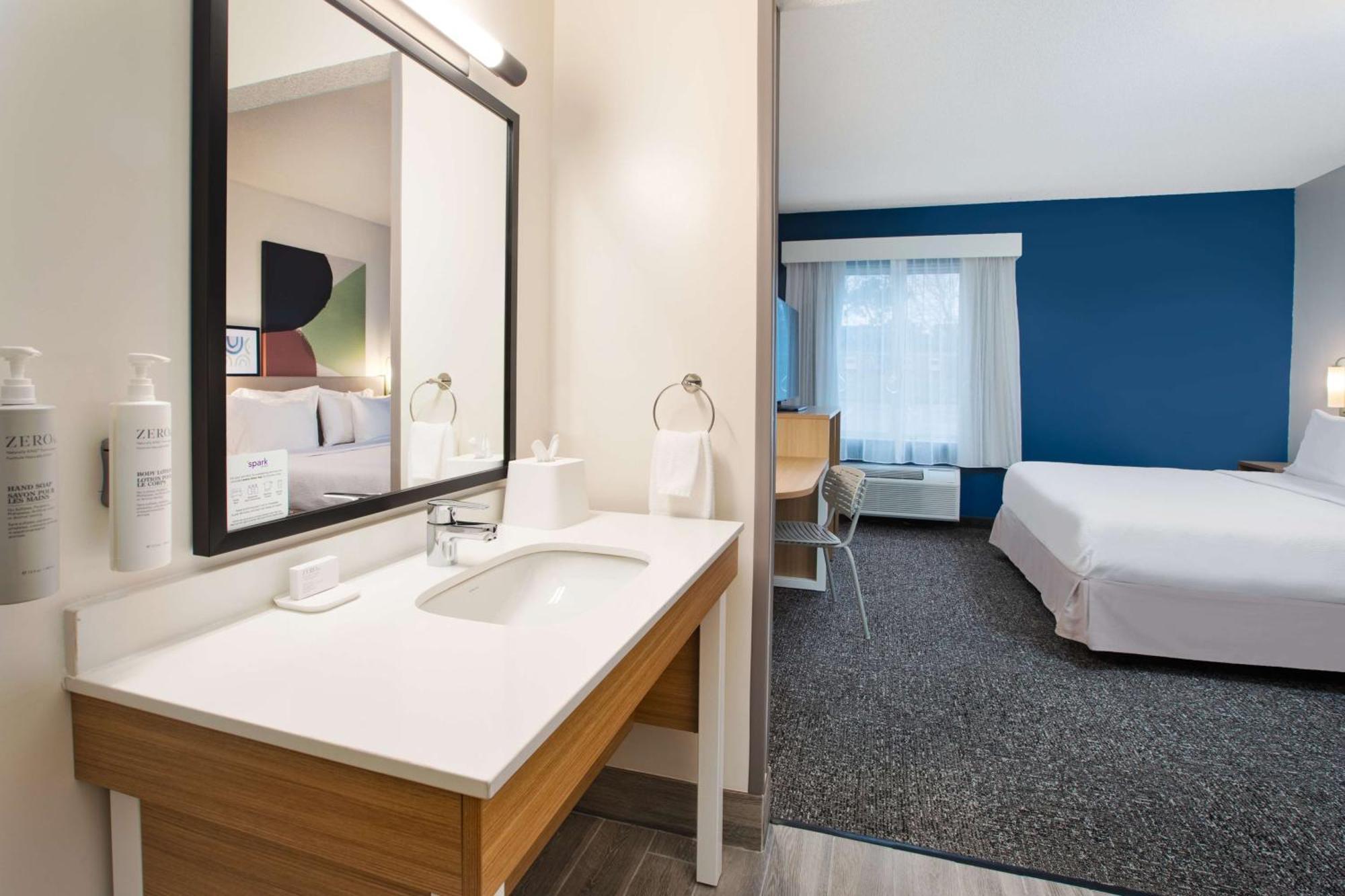 Spark By Hilton Walker Grand Rapids North Ngoại thất bức ảnh