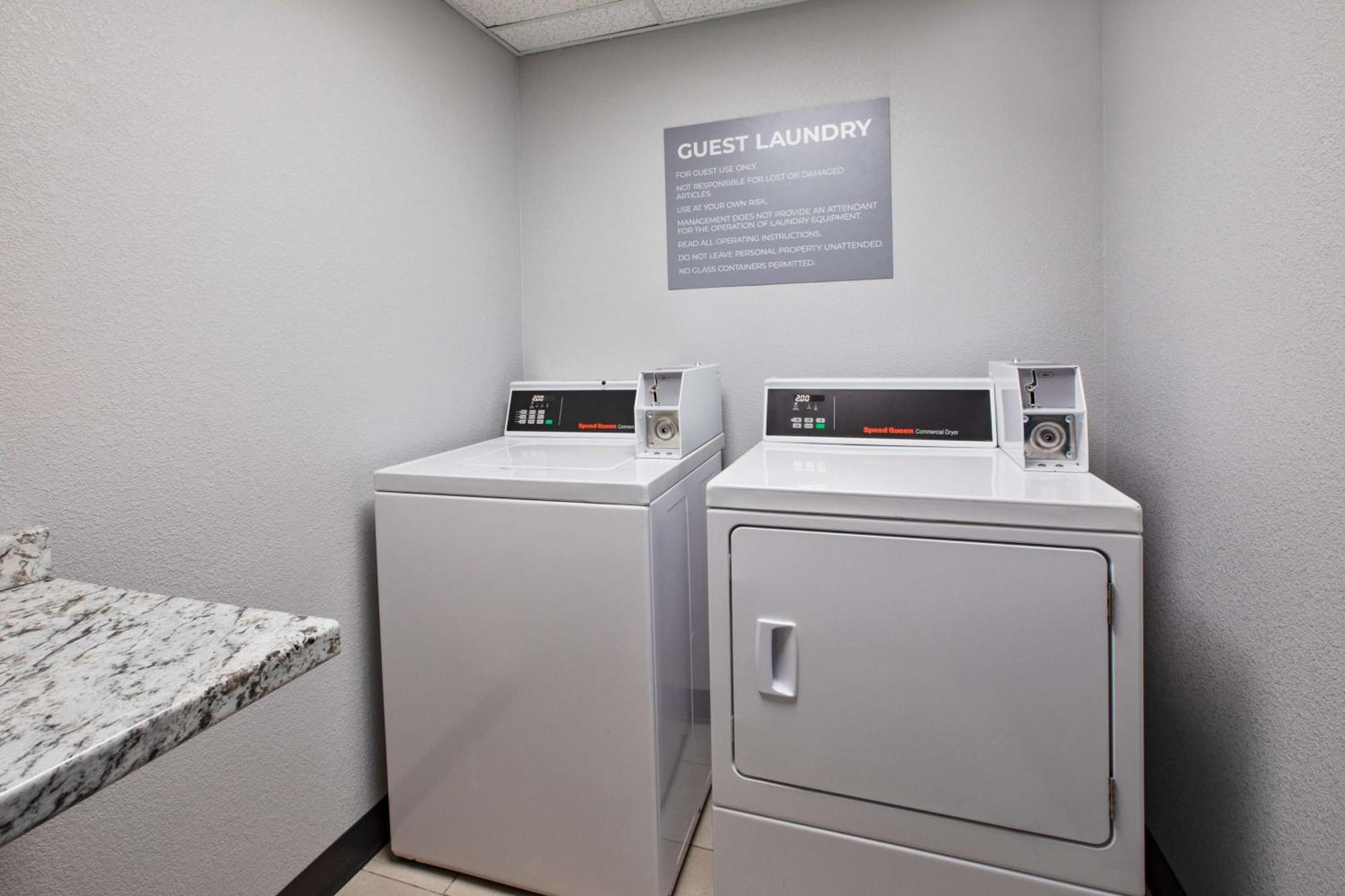 Spark By Hilton Walker Grand Rapids North Ngoại thất bức ảnh
